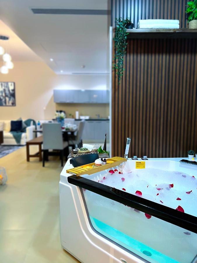 Stylish Apartment With A Jacuzzi Маскат Экстерьер фото